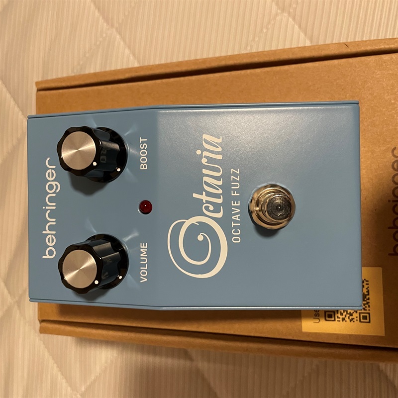 BEHRINGER Octave Fuzzの画像